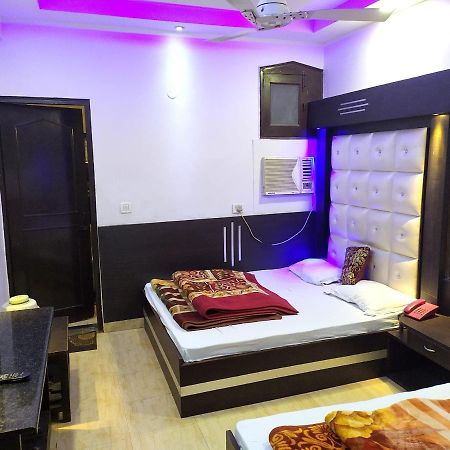 Hotel Peace Point - 1 Min Walking Distance From Station New Delhi Eksteriør bilde