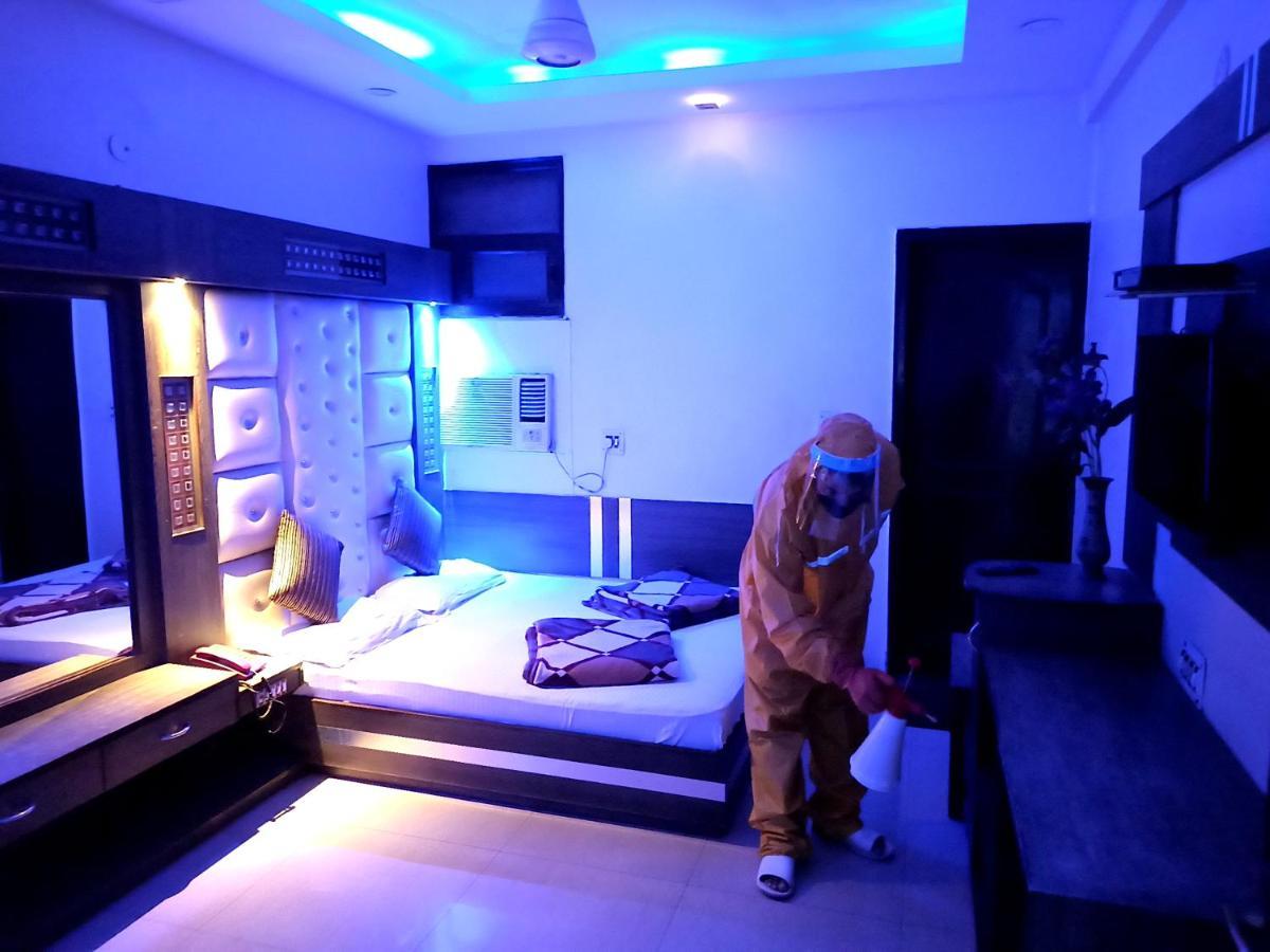 Hotel Peace Point - 1 Min Walking Distance From Station New Delhi Eksteriør bilde